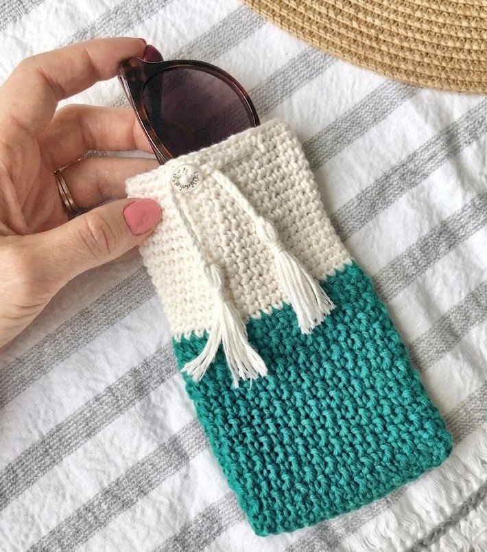 handmade crochet glasses case - Image 4